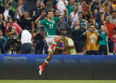 PSV strikt Mexicaans international Lozano