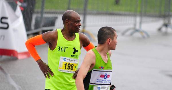 Halve marathon Harderwijk eindigt in drama: lopers verkeerde kant op - BN DeStem