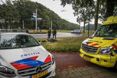 Scooterrijder gewond bij aanrijding op rotonde