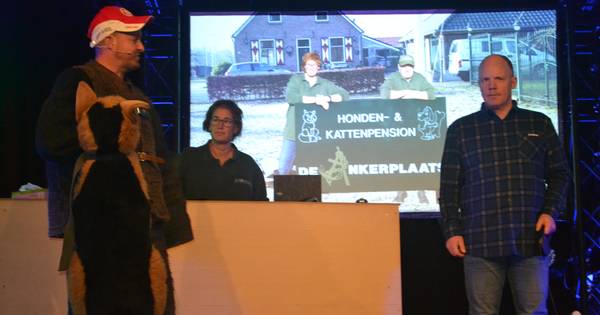 Veel muziek en hilarische acts op Herpense pronkzitting - BD.nl