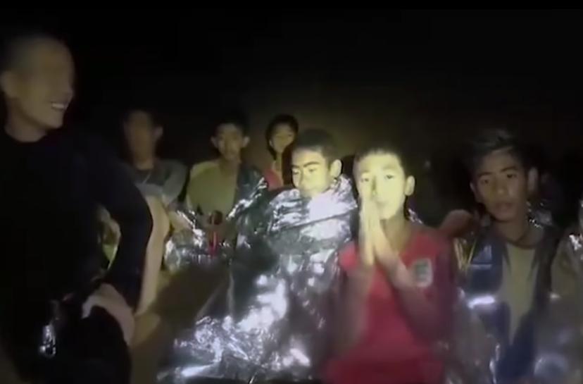 Netflix gaat serie maken over de Thaise jongens die vast zaten in grot
