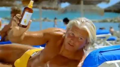 Dries Roelvink neemt afscheid van zijn zonnebank