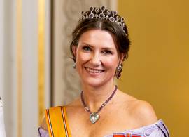 Prinses Märtha Louise neemt afstand van het Noorse koningshuis