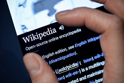 Wikipedia viert 20e verjaardag, met Nederlandse mop over vieze vistaart als ‘langst bestaande’ Wikihoax