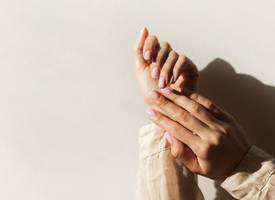 Dít zijn dé nageltrends van dit moment voor korte nagels