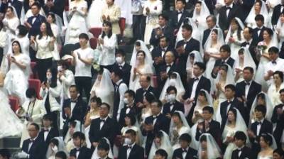 6.000 couples se marient en même temps en Corée du Sud