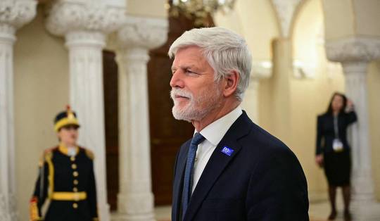 Tsjechische president: NAVO moet ‘tanden laten zien’ na provocaties van Rusland • Dodentol Oekraïense droneaanval op studentenhuis loopt op