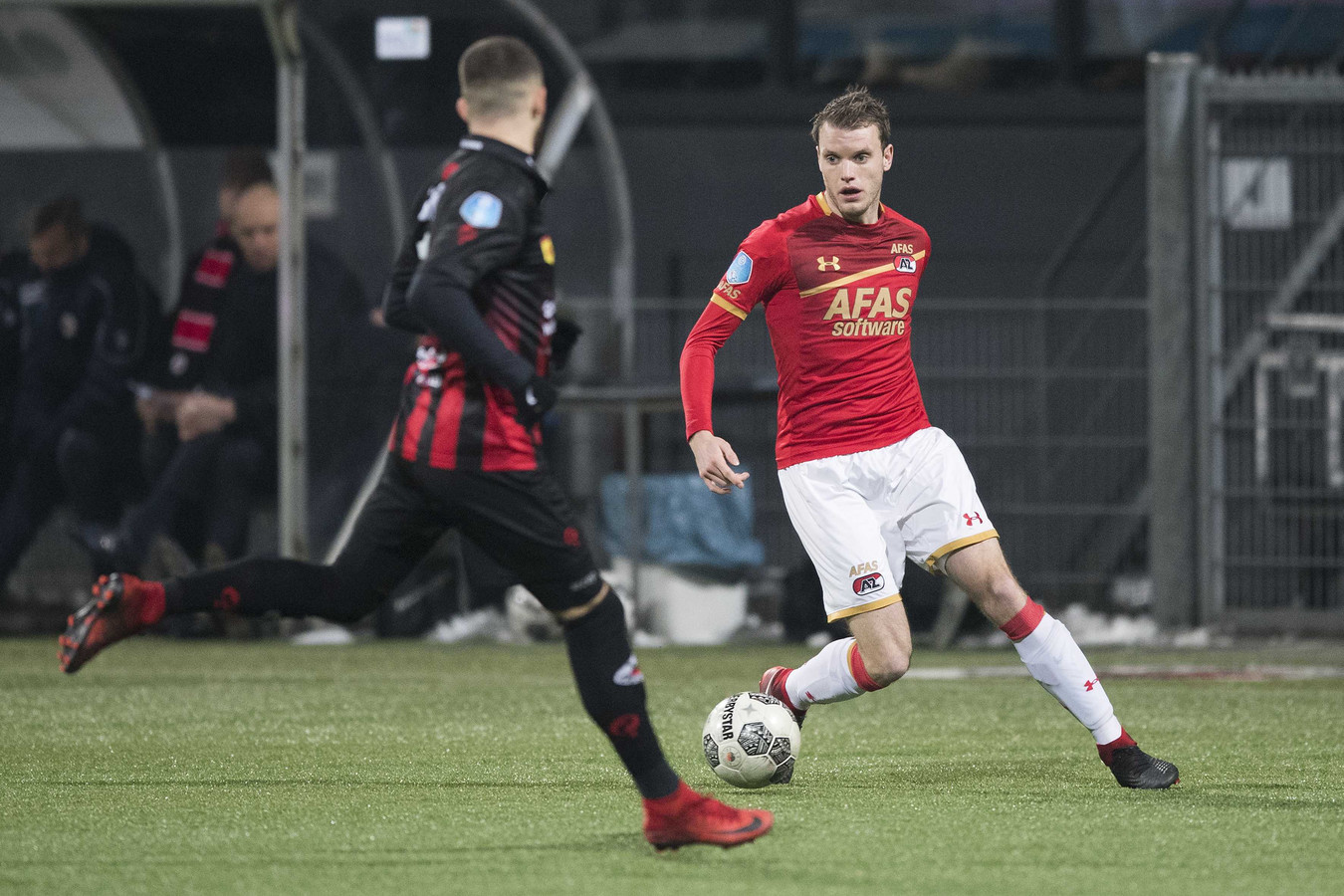 Ouwejan Keert Met Blessure Terug Bij Az Foto Destentor Nl