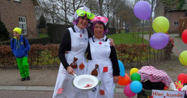 Veel ‘goeje insteken’ bij de Pinnekleuvers, ofwel Biest-Houtakker