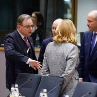 ‘Grote vertraging’ op Europese top: mogelijk informeel overleg met De Wever