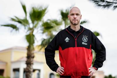 Bekijk hier de eerste zege van Ten Hag als coach van Ajax