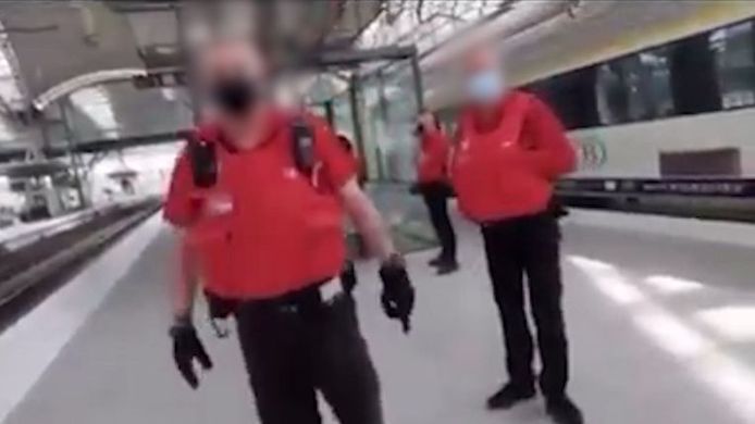 La Sncb Ouvre Une Enquete Sur Des Faits De Violence Raciste De Securail A Louvain Belgique 7sur7 Be