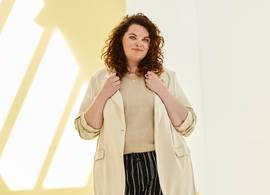 Daniëlle (38) is plussize model: “Mensen vonden me te dik, fotografen waren juist enthousiast”