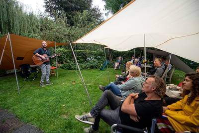 Garden Songs Diepenheim jaagt de regen snel weg