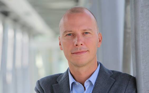 VRT-directeur Peter Claes vertrekt ‘in gemeenschappelijk overleg’