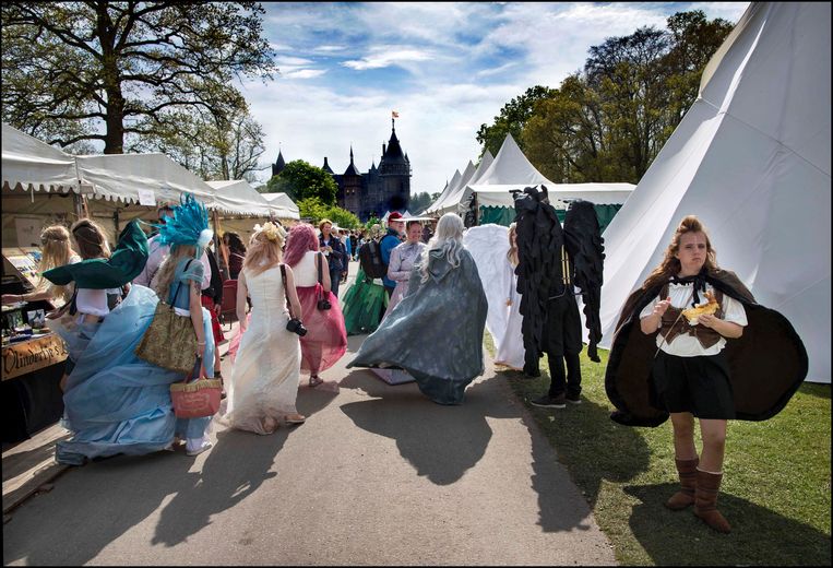 Hier is het feestje... maar nu even niet: Kasteel de Haar - Trouw