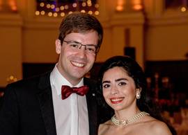 Rotterdamse hertogin Hande deelt lief kiekje van haar zoontje