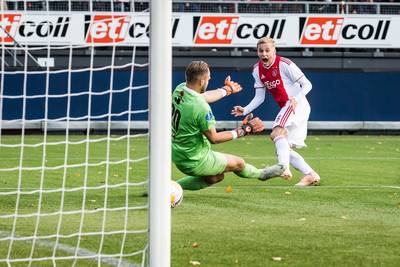 Opgeleefde Van de Beek is Koeman dankbaar: ‘Twijfelde of ik werd opgeroepen’