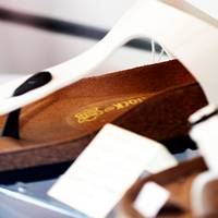 Birkenstocks vies? Met deze schoonmaaktip kunnen ze zo weer een seizoen mee