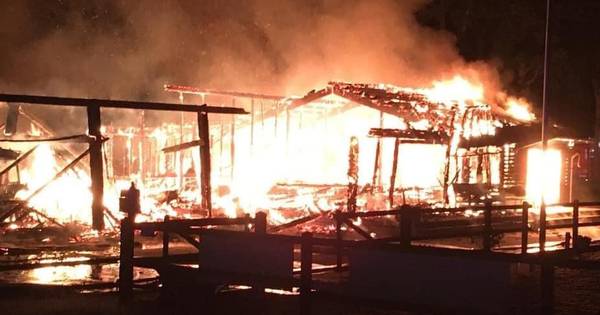 Achterhoekse paardenclub in hart geraakt door verwoestende brand: 'Een heel nare dag' - Tubantia