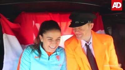 Daniëlle van de Donk in de Oranjetaxi: 'Goud is de enige optie'