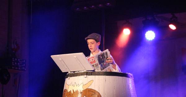 Muziek in banananenschil en buitendorpse kletspraat tijdens Tonpraatavonden Sterksel - Eindhovens Da