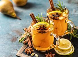 Laat de herfst maar beginnen: zo maak je je eigen ‘boozy’ thee