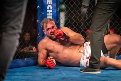 MMA-veteraan Dion Staring verliest afscheidspartij in ‘zijn’ Arnhem