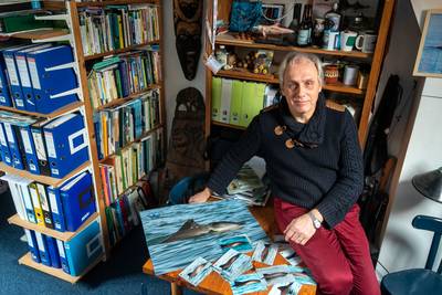 Frank uit Velp is gek van vinnen: ‘Bruinvissen zijn als mensen in een cafetaria’