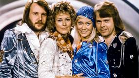 Mamma mia! Deze ABBA-work-out maakt op een leuke manier komaf met je coronakilo’s