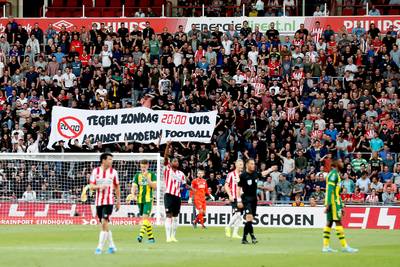 Supporters PSV uit protest eerste 20 minuten stil