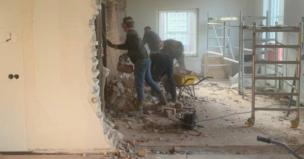 Hervormd Wijk zet oud gemeentehuis Aalburg op z'n kop - BD.nl