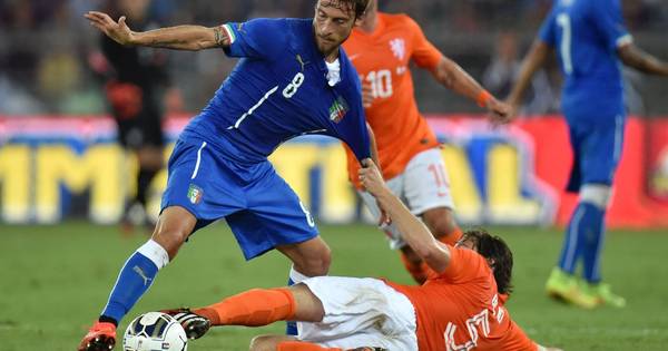 EN DIRECT : L'Italie et Pays-Bas s'élancent | Football ...