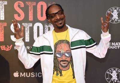 Snoop Dogg zet dode Trump op albumcover Make America Crip Again