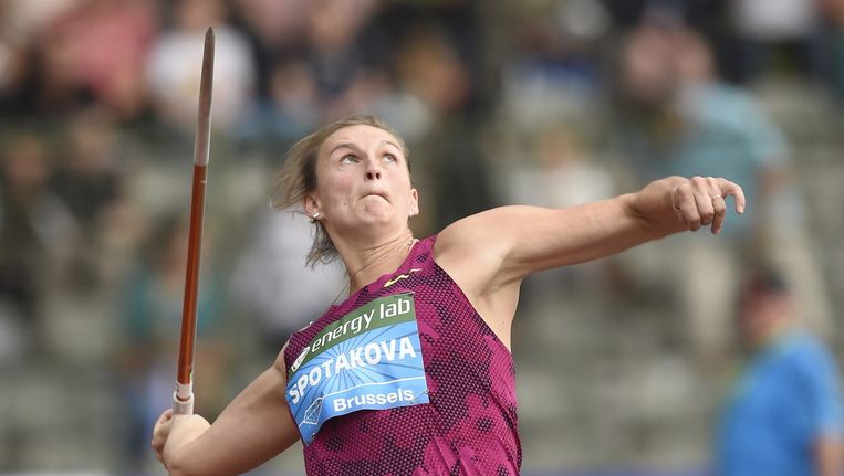 Tsjechische speerwerpster Spotakova wint met beste ...