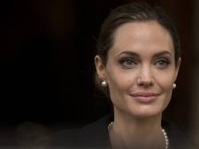 Angelina Regelt Date Voor 11 Jarige Zoon Maddox Sterren Ad Nl