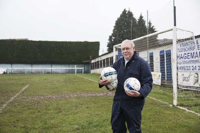 Waarom Is Die Man Naast Voetbalveld Komen Wonen Geraardsbergen Hln Be