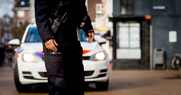 Explosief in auto gegooid in Zeist, woningen ontruimd | Binnenland - BN DeStem