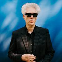 ‘We worden allemaal een beetje verknoeid door onze ouders’: oog in oog met cultregisseur Jim Jarmusch, de coolste 72-jarige ter wereld