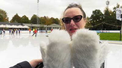 Schaatsbaan geopend: 'Ik had beter op het strand kunnen liggen'