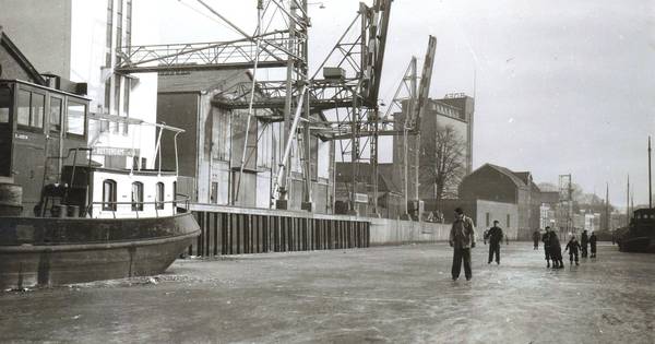Vierde boek met foto's van oud Amersfoort - AD.nl