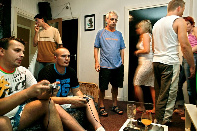 Gemeenten gaan Polen en Roemenen weren om overlast te beperken - Volkskrant
