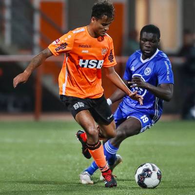 Almere City laat zege glippen in Volendam, weer tik voor NEC