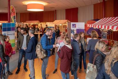 Ouders gaan voor één avond weer naar school in Ede