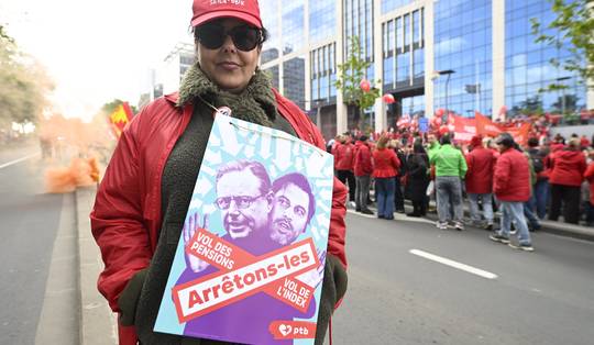 Duizenden betogers stromen toe aan Noordstation voor nationale vakbondsactie: politie raadt af met auto naar Brussel te rijden