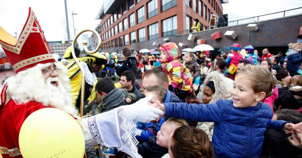 Roetveegpieten In Terneuzen Bij Intocht Sint Zeeuws Vlaanderen Pzc Nl