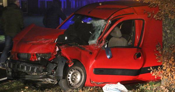 Automobilist gewond bij botsing met vrachtwagen in Fleringen