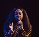 ‘Iedereen krijgt zijn tickets terugbetaald’: wanneer je lyrics een verschrikkelijke waarheid worden ★★★★☆