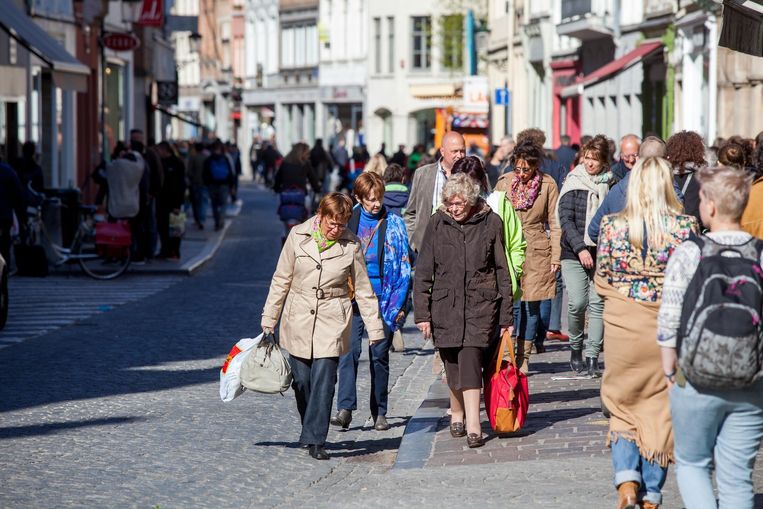 Eerste Zondag Van De Maand Voortaan Shopdag Brugge In De Buurt Hln