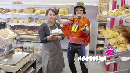 4. Funnie Filmpjes (1) - Noodman (taart)
